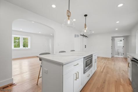 34 Howard Street Verona NJ 07044