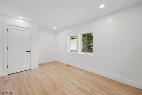 34 Howard Street Verona NJ 07044
