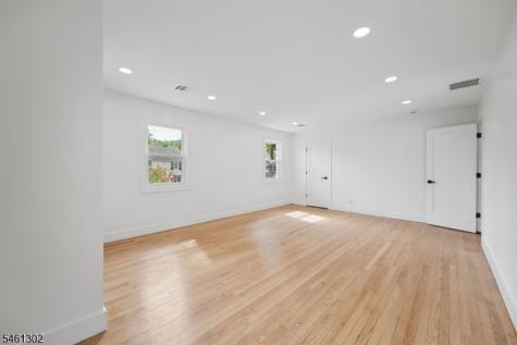 34 Howard Street Verona NJ 07044