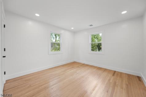 34 Howard Street Verona NJ 07044