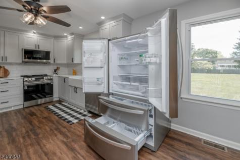 16 Abrams Road Holland NJ 08848