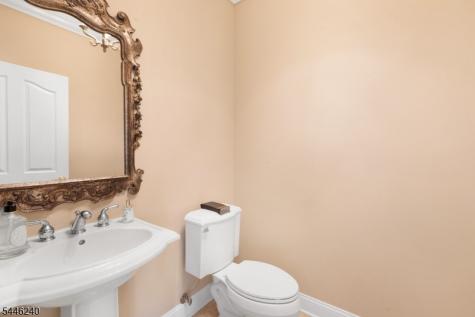 4 Elaine Court Washington NJ 07830