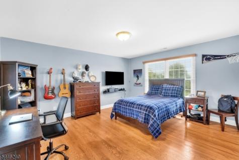 4 Elaine Court Washington NJ 07830