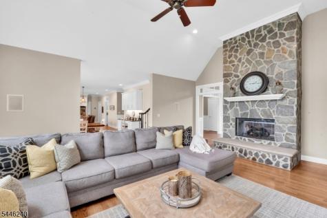 4 Elaine Court Washington NJ 07830