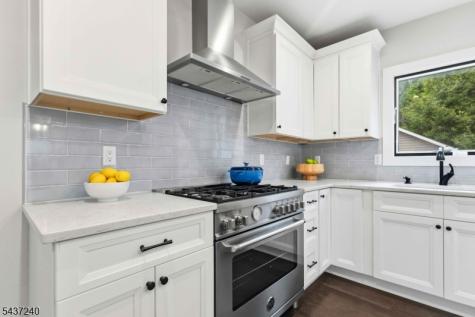 59 Ferndale Avenue Glen Rock NJ 07452