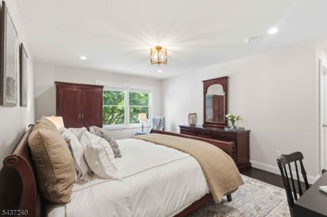 59 Ferndale Avenue Glen Rock NJ 07452