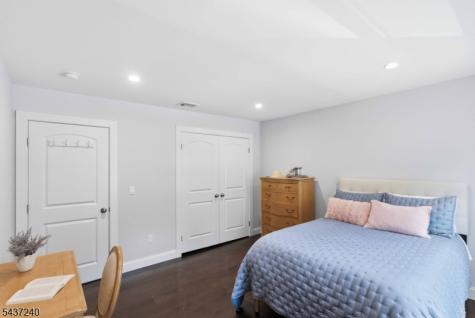 59 Ferndale Avenue Glen Rock NJ 07452