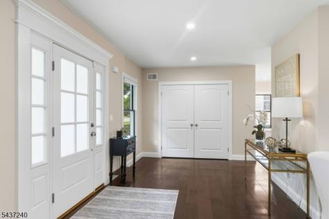 59 Ferndale Avenue Glen Rock NJ 07452