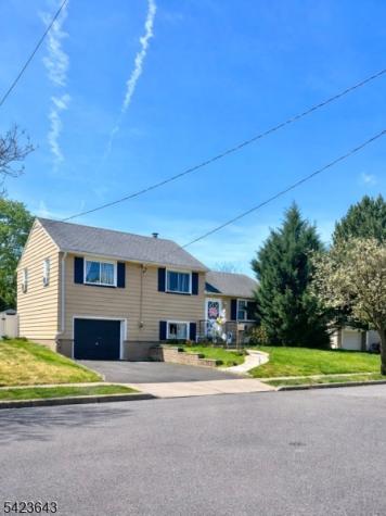 105 Howard Avenue Clifton NJ 07013