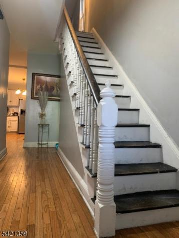 238 6TH Avenue W Newark NJ 07107