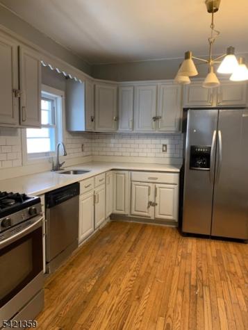 238 6TH Avenue W Newark NJ 07107
