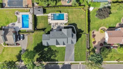 42 Saratoga Drive Oakland NJ 07436