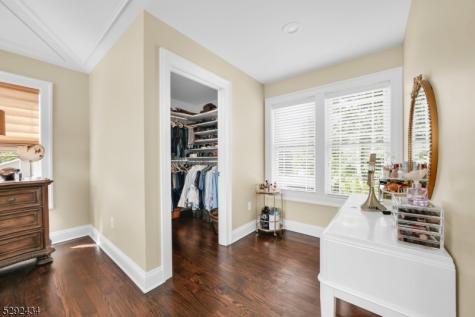 42 Saratoga Drive Oakland NJ 07436