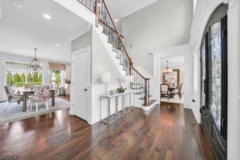 42 Saratoga Drive Oakland NJ 07436