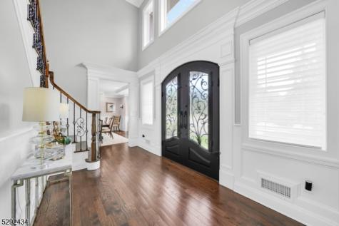 42 Saratoga Drive Oakland NJ 07436