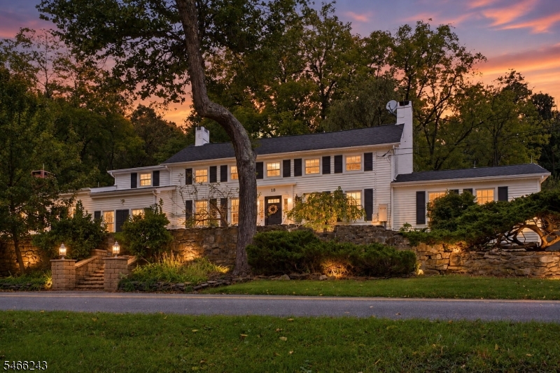 18 West Valley Brook Road Washington NJ 07853