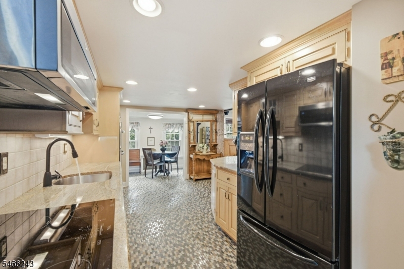 18 West Valley Brook Road Washington NJ 07853