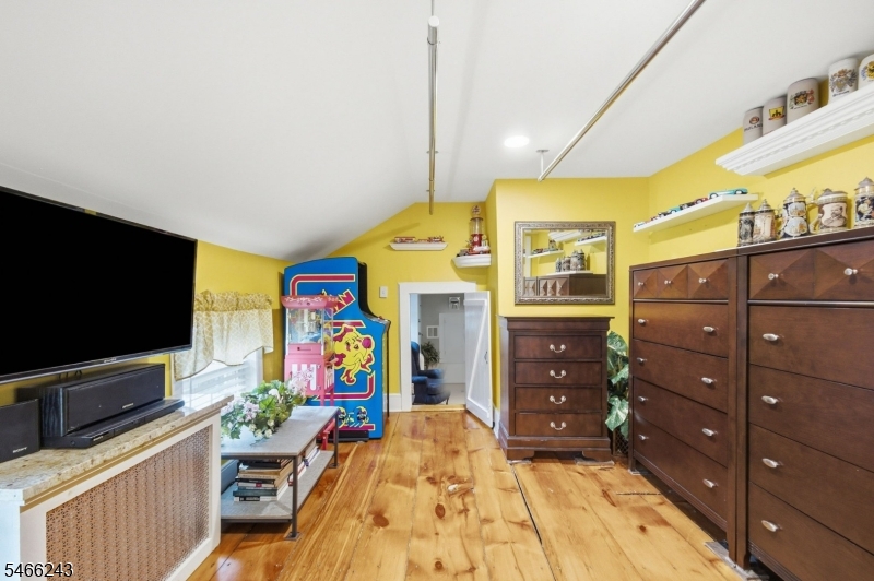 18 West Valley Brook Road Washington NJ 07853