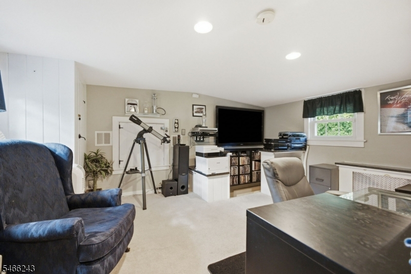 18 West Valley Brook Road Washington NJ 07853