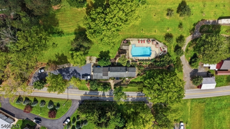 18 West Valley Brook Road Washington NJ 07853
