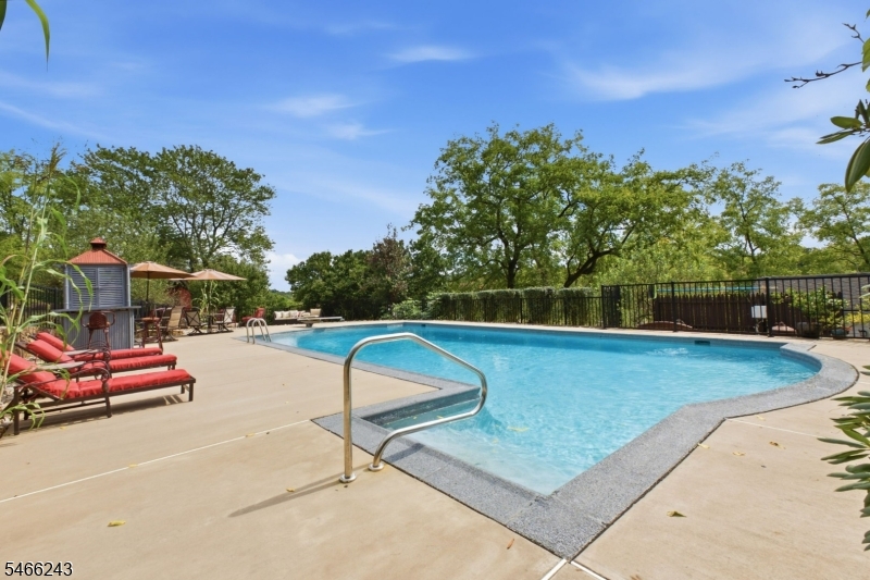 18 West Valley Brook Road Washington NJ 07853