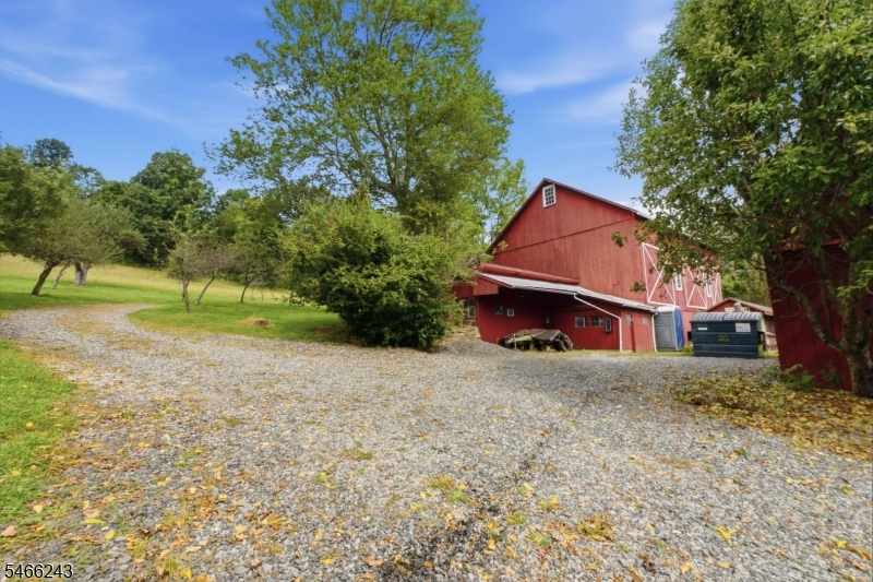 18 West Valley Brook Road Washington NJ 07853