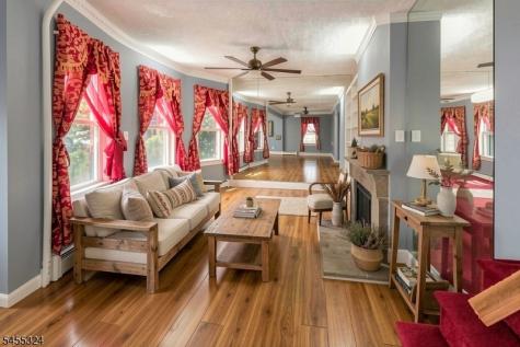 90 Cedar Street Ridgefield Park Village NJ 07660