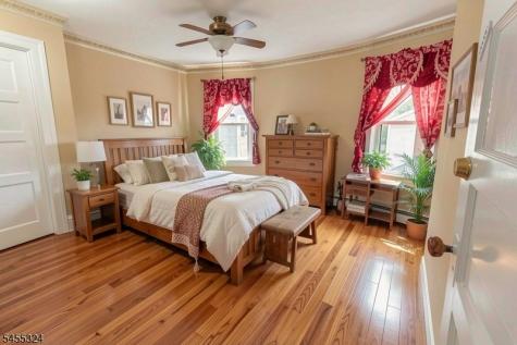 90 Cedar Street Ridgefield Park Village NJ 07660