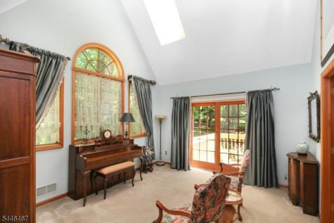 7 Janice Drive Mount Olive NJ 07840