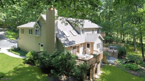 7 Janice Drive Mount Olive NJ 07840