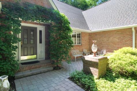 7 Janice Drive Mount Olive NJ 07840