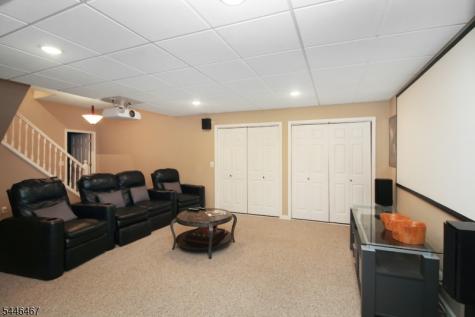 7 Janice Drive Mount Olive NJ 07840