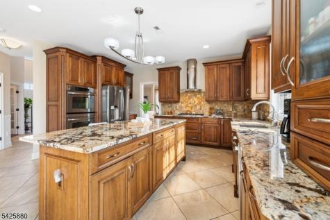 5 Rigger Court Hillsborough NJ 08844
