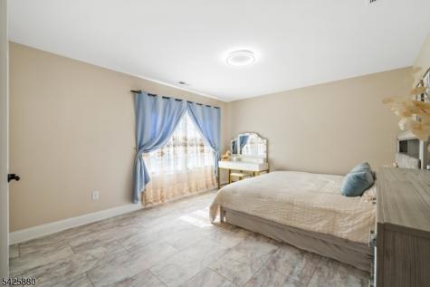 5 Rigger Court Hillsborough NJ 08844