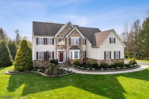 5 Rigger Court Hillsborough NJ 08844