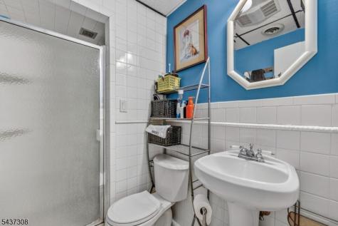 42 Goldfinch Lane West Milford NJ 07421