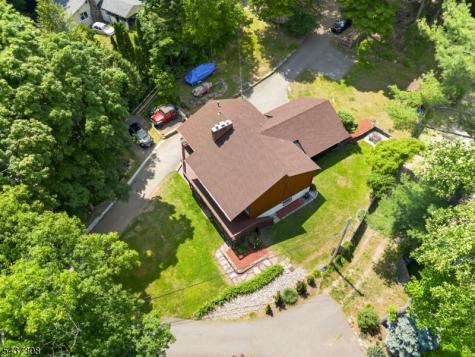 42 Goldfinch Lane West Milford NJ 07421