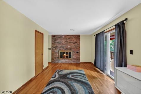 42 Goldfinch Lane West Milford NJ 07421