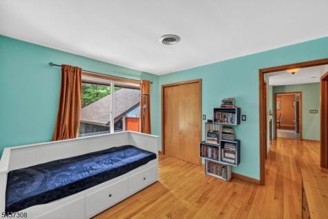 42 Goldfinch Lane West Milford NJ 07421
