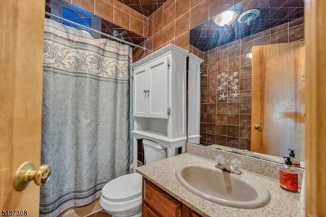 42 Goldfinch Lane West Milford NJ 07421
