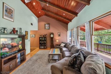 42 Goldfinch Lane West Milford NJ 07421