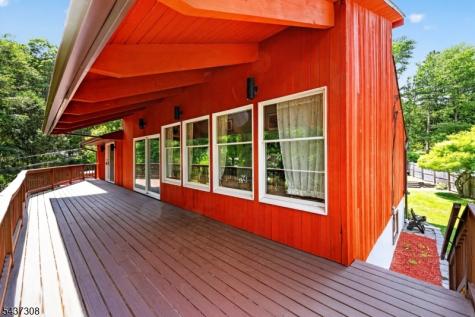 42 Goldfinch Lane West Milford NJ 07421