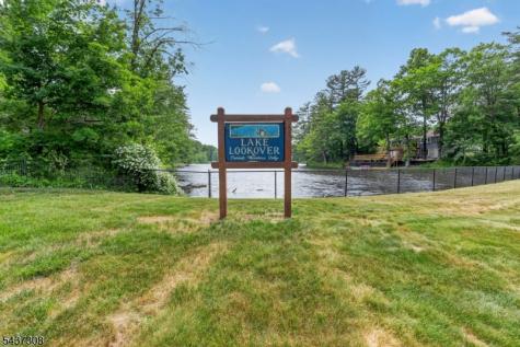 42 Goldfinch Lane West Milford NJ 07421