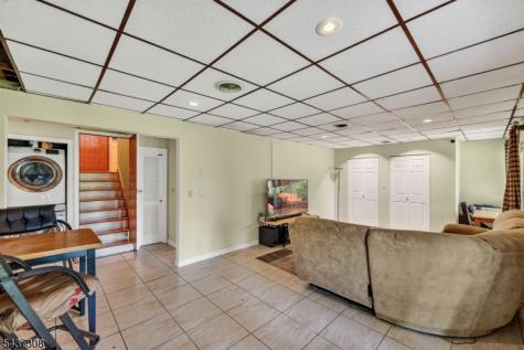 42 Goldfinch Lane West Milford NJ 07421