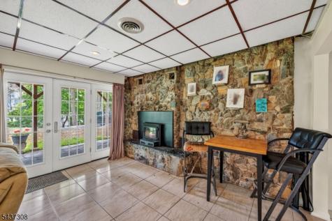 42 Goldfinch Lane West Milford NJ 07421