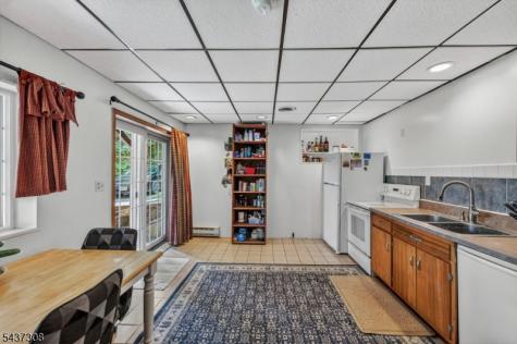 42 Goldfinch Lane West Milford NJ 07421