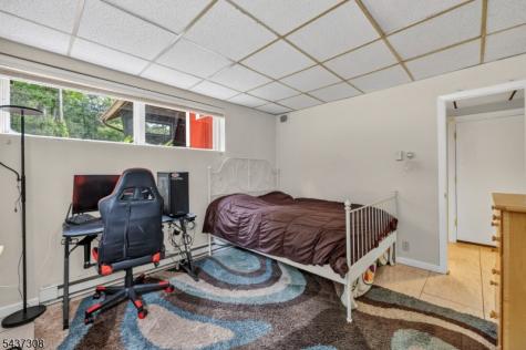 42 Goldfinch Lane West Milford NJ 07421