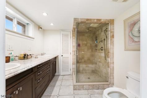 631 Golf Terrace Union NJ 07083