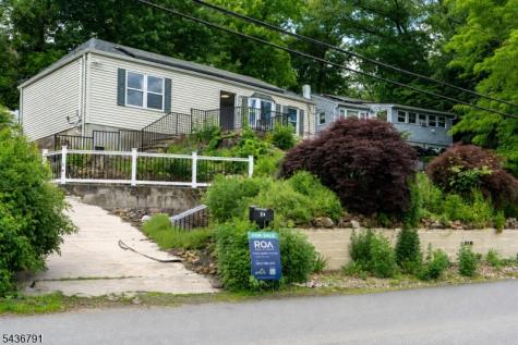 20 Greenwood Avenue Wanaque NJ 07420