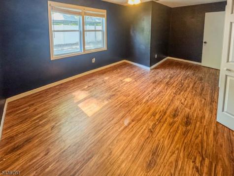 20 Greenwood Avenue Wanaque NJ 07420